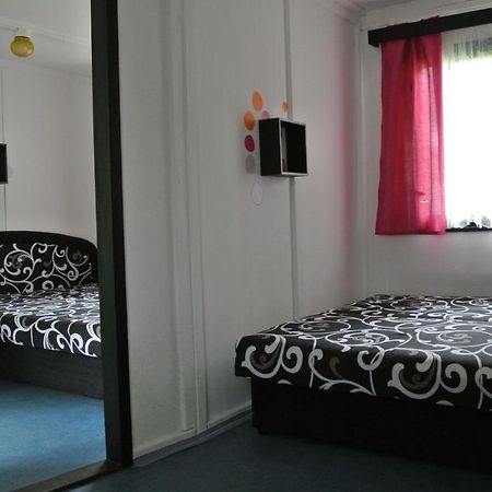 Juniorcamp Nova Zivohost Hotel Křečovice Buitenkant foto