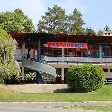 Juniorcamp Nova Zivohost Hotel Křečovice Buitenkant foto
