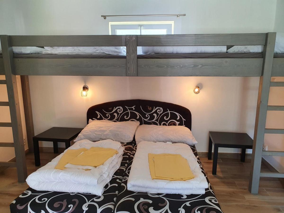 Juniorcamp Nova Zivohost Hotel Křečovice Buitenkant foto